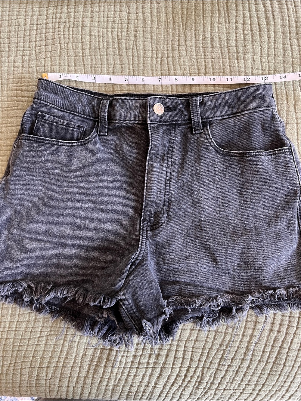 Hollister High-Waist Frayed Hem Denim Shorts - Charcoal